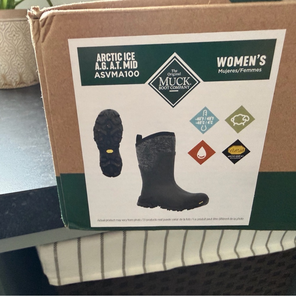 Muck Boot Women's Arctic Ice Mid Boots - Black